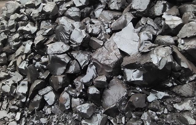 煤瀝青與碎石加工的用途及其協(xié)同應(yīng)用